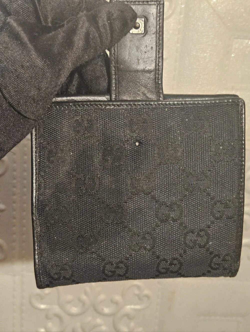 Gucci Black GG Canvas & Leather Compact Wallet Authentic With Coin Pocket